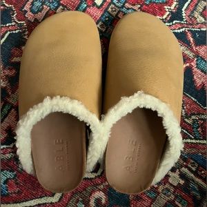 Able Jess Slide - Sherpa Lined Clog